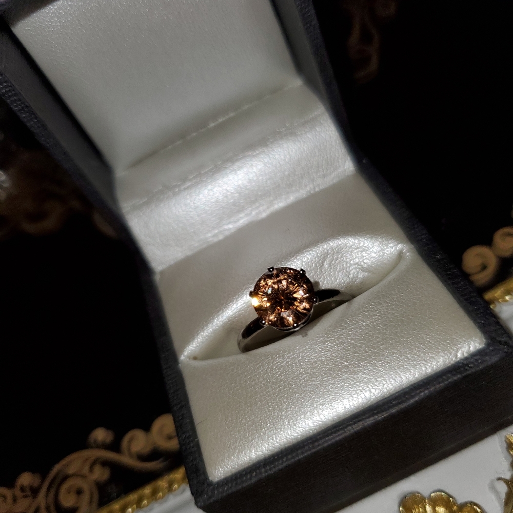 1.2 Carat AAA zirconia topaz birthstone ring - Picture 3 of 5